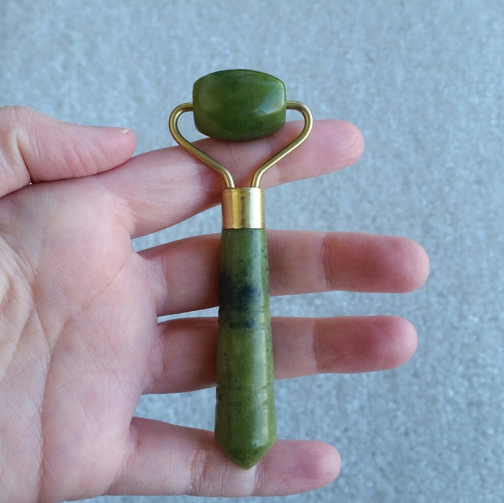 4 for $15 Jade roller facial massage wand - Picture 3 of 4